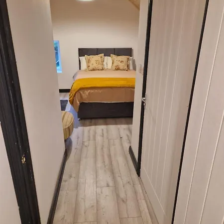 Stunning Location, Omeath בית נופש *