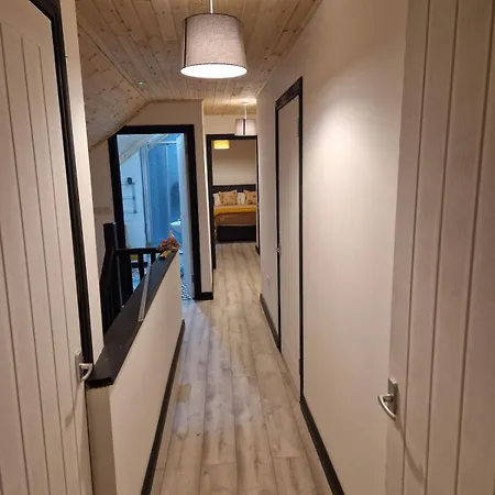 Stunning Location, Omeath