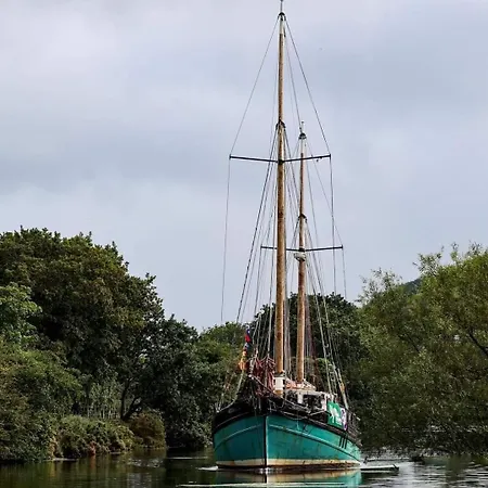 Stunning Location, Omeath *
