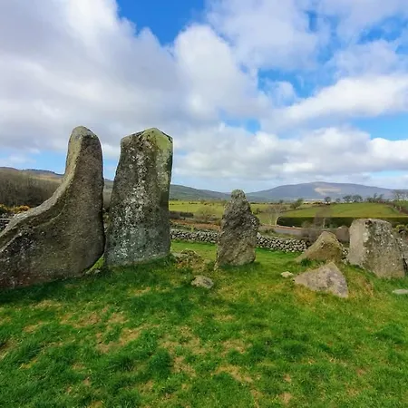 Stunning Location, Omeath בית נופש *