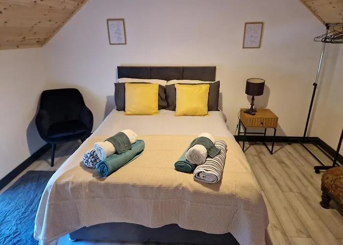 Stunning Location, Omeath Feriehus