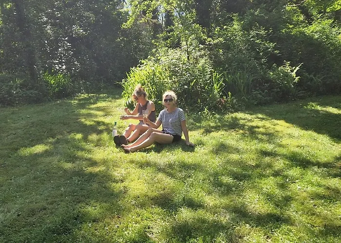 Stunning Location, Omeath Feriehus